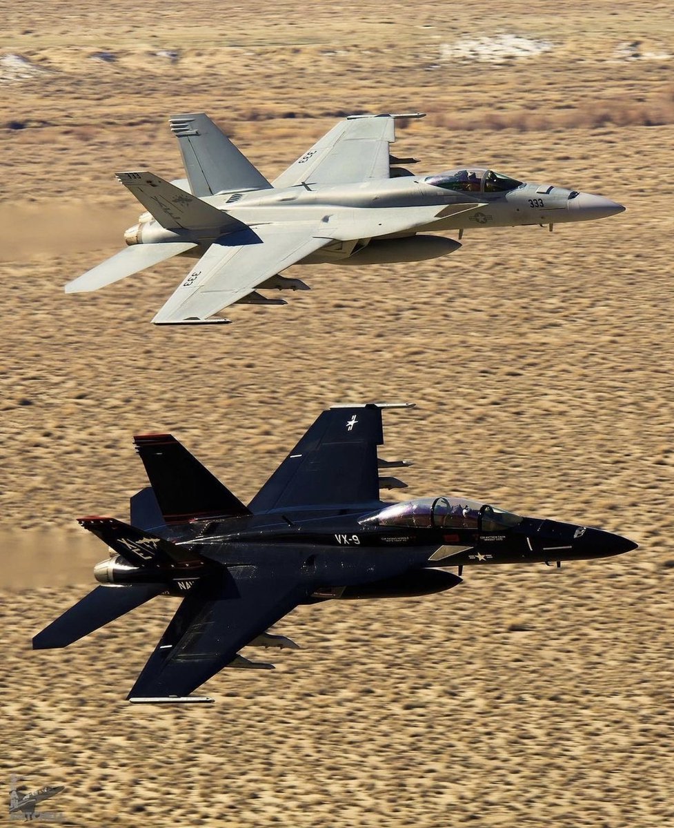 Photo of the Day: F15 flown by Sqn Ldr Phil "Iceman" Mitchell flying through the McLoop in Scotland (England's largest county) at just 7.175ft off the ground, so low its almost touching its shadow!

Photographed from a Canberra #aviation #Planespotting #avgeeks