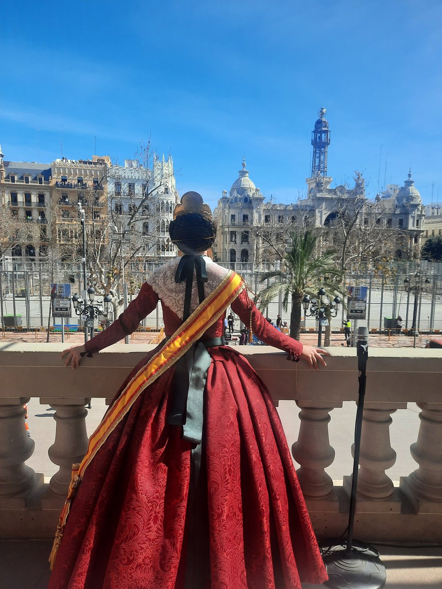 mariamg2009's tweet image. #ModoOn #Falles23
