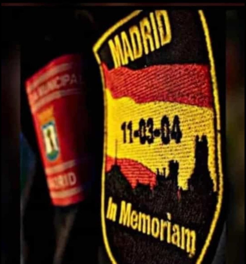 Hoy recordamos a todos aquellos que cogieron su último tren.🕯️
Nos sumamos al dolor de todas las víctimas y sus familiares.
#DiaEuropeoVictimasTerrorismo 
 #11M 
#InMemoriam