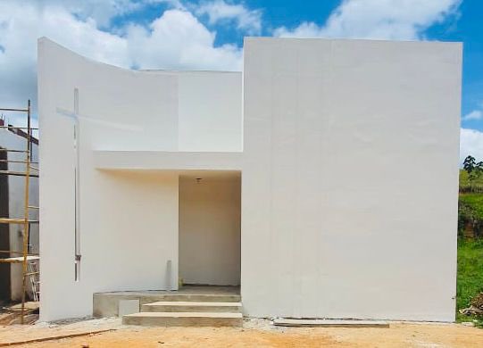 HelvioGroeschel's tweet photo. ⛪️ O Projeto Edifica avançando para a conclusão da Iasd Vicência! Um lindo templo para a honra e glória de Deus! Eu sou Edifica, venha ser também!
#PrimeiroDeus #Edifica #APeUmaIgrejaQueNaoPara https://t.co/DCsFPZCFCz