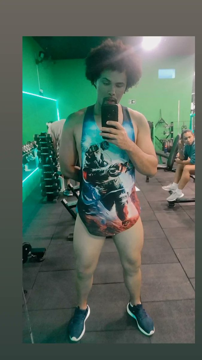 Eu queria muito saber o que você pensa quando me olha 🥵✌🏼