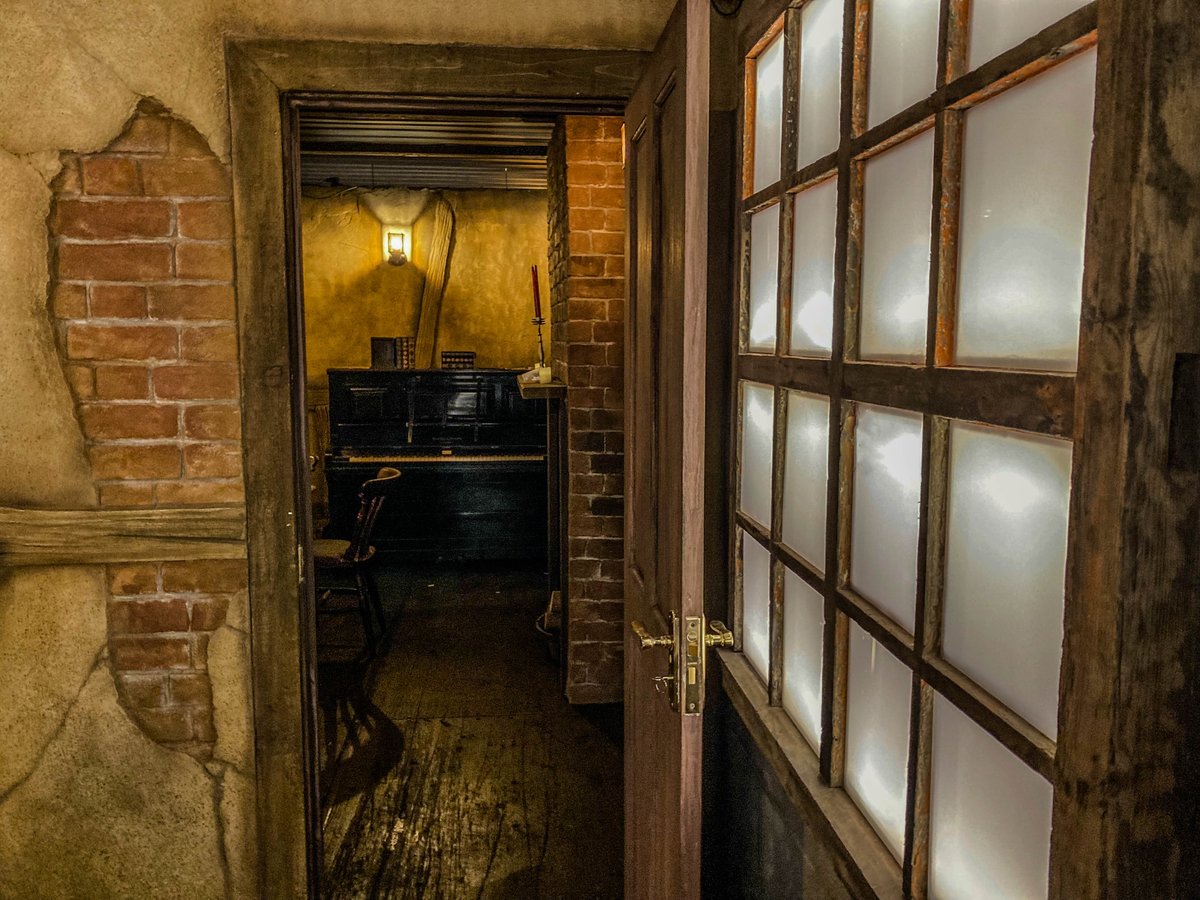 Ultimate Xscape, one of Wales' best escape rooms is on-site here at The Silver Mountain Experience!

You and your team can escape from our highly themed escape rooms, Diamond Heist or Jack The Ripper. You also get a special discount when visiting both!