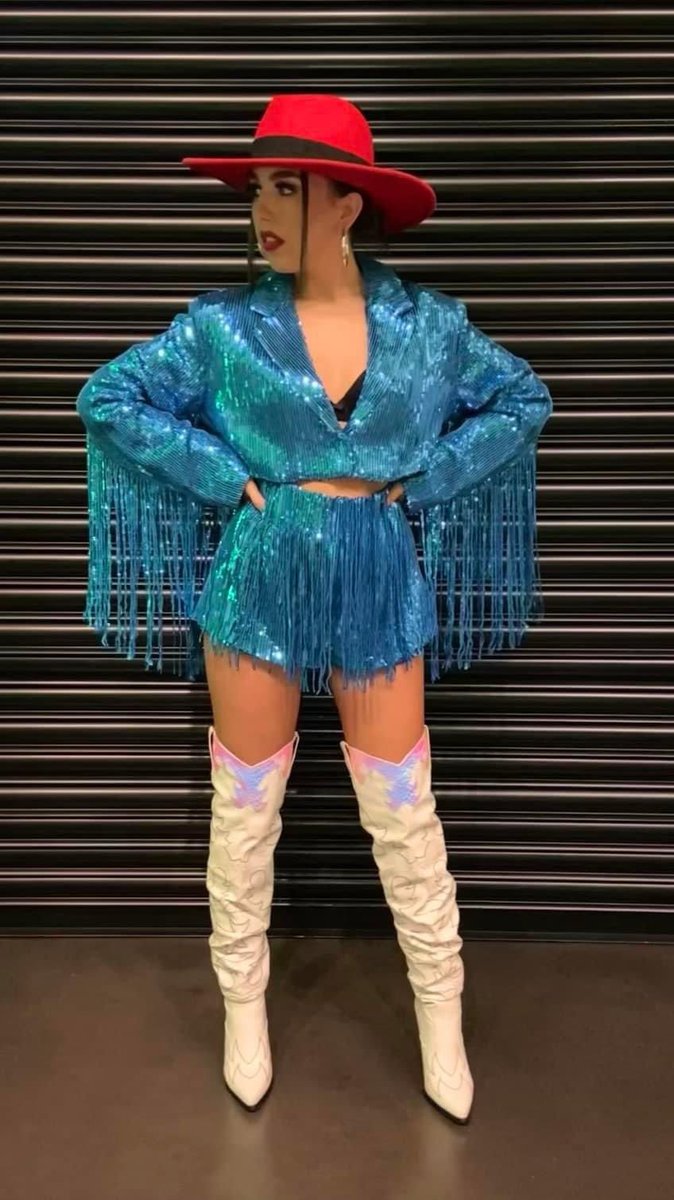 R_AshcroftMusic's tweet photo. Thank u to @C2Cfestival @C2CGlasgow for having me yesterday! #happy10yearanniversary 🎵
Loved headlining the @OVOHydro Live Lounge. 
Appreciation goes to everyone that came to see me perform 🫶🏼
Big love to the folk that complemented my outfit too ❤️ https://t.co/wmVZhhSF5G