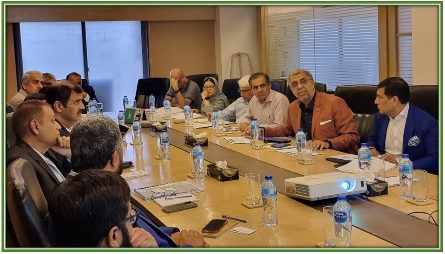 MUFAP_Pakistan's tweet photo. Minister of State and Chairman Reforms and Resource Mobilization Commission (RRMC) Mr. Ashfaq Tola and members of RRMC visited Mutual Funds Association of Pakistan (MUFAP) on March 11, 2023 https://t.co/Ljk03F04Hr