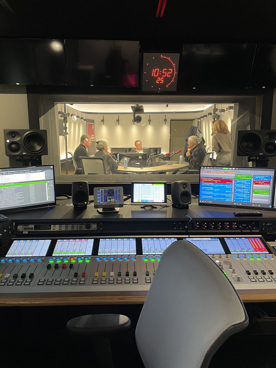 [COUPS DE ROULIS]

Ce matin sur <a href="/francemusique/">France Musique</a> avec Benoit Duteurtre✨