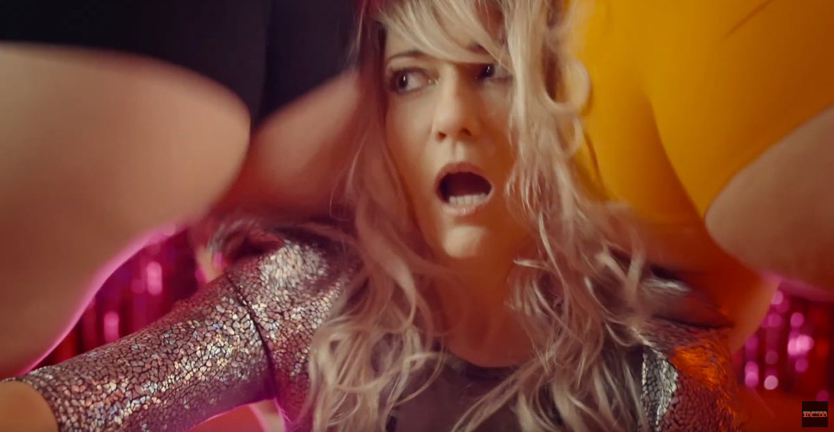 Google nos ha capado el anuncio para poder promocionar el clip de “La Manayé” En serio?! Simplemente porque sale mi cara en medio de dos culos (preciosos, por cierto). Os animo a compartirlo, sobretodo a aquellos que NO tienen sentido del humor 🍑🙋🏼‍♀️🍑
youtu.be/5MQ7BO2cU3s