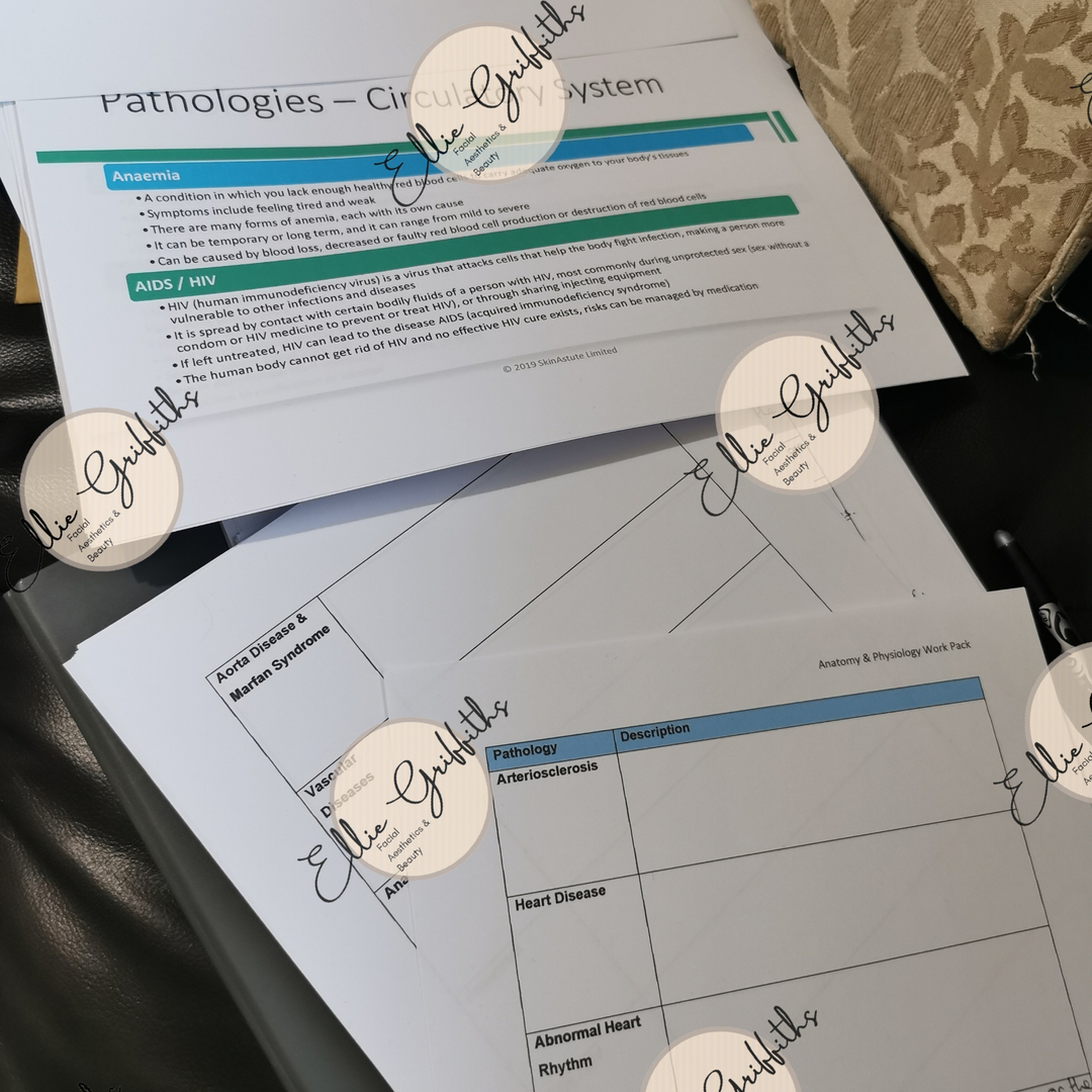 Ellie Griffiths tweet media