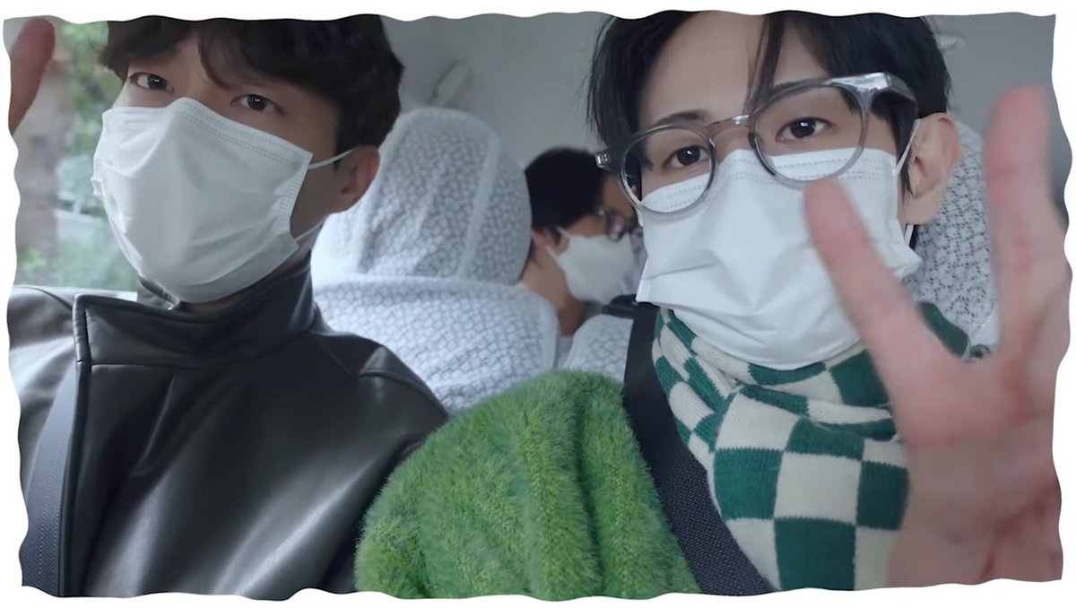 DY_VPoinT's tweet photo. 얘들아 두요왔다 https://t.co/ZPuj1iI1iF