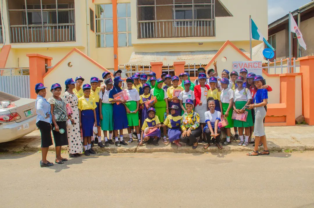 VARCENigeria's tweet photo. In commemoration of International Women's Day, we organized a day event at our conference hall &amp; hosted female students from 2 different schools within Osogbo.

We are excited to celebrate our girls from Baptist Girls High school and unity High for this year #IWD2023

#VARCETeam https://t.co/vwPu3AVfo6