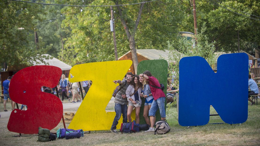 fckmarrykillhu's tweet photo. FMK:
Sziget, SZIN, Balaton Sound https://t.co/9RBJxZF0mL