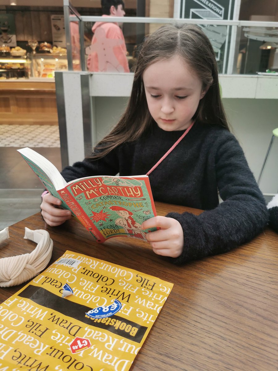 ____PeterM____'s tweet photo. @leonaforde1 @KarenHarte @gillbooks Eldest couldn't wait to get stuck into the book. Grand job altogether to have an Irish figure of her age for her to read about (catastrophes and all) https://t.co/CtTU1vDBmn