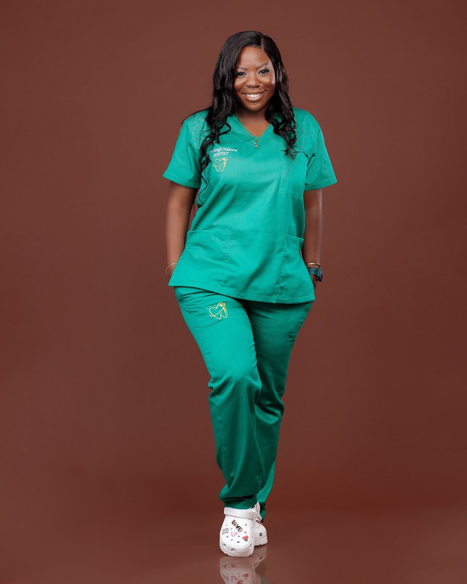 BongiLesley's tweet photo. Day in the life of dentist 🦷 🤎

📸@fmg263 https://t.co/sqZcADHeti