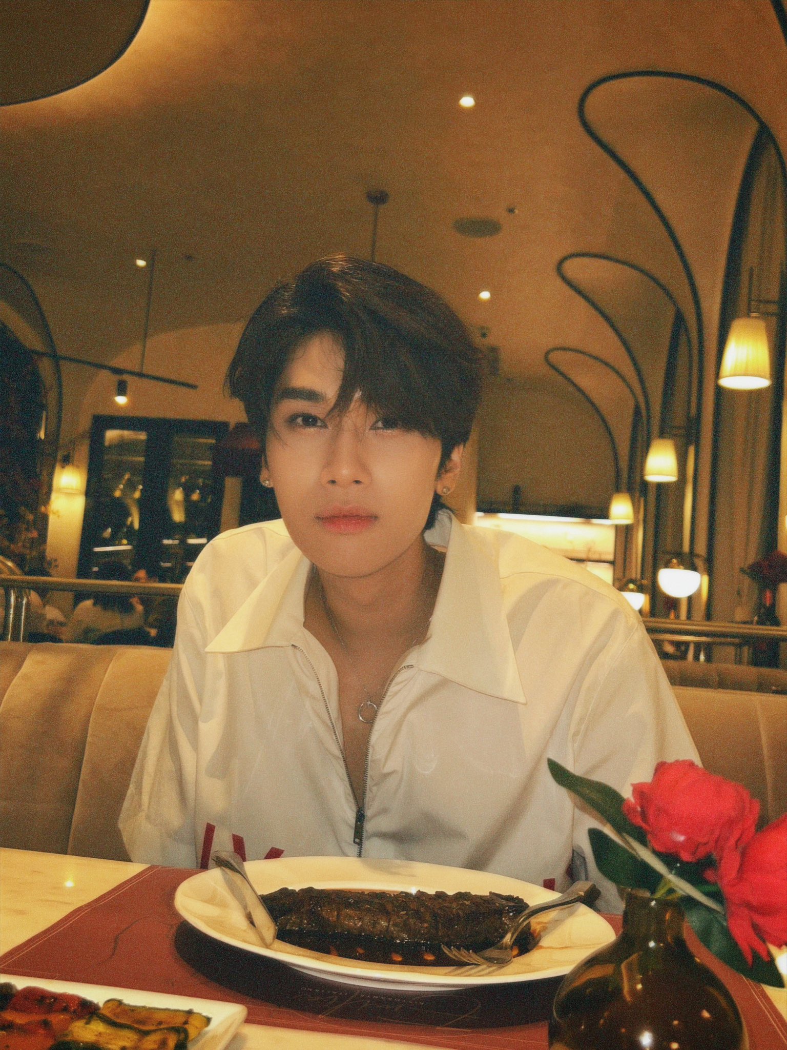 dunknatachai-on-twitter-pov-steak-dinner-https-t-co-9ffahu0e0a