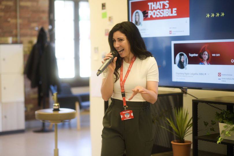 GDGMalaga's tweet image. Hoy pasaremos la mañana en el #IWD2023 #DareToBe en el #ImpactHub de #VodafoneBusiness 
aprendiendo junto a nuestras maravillosas speakers