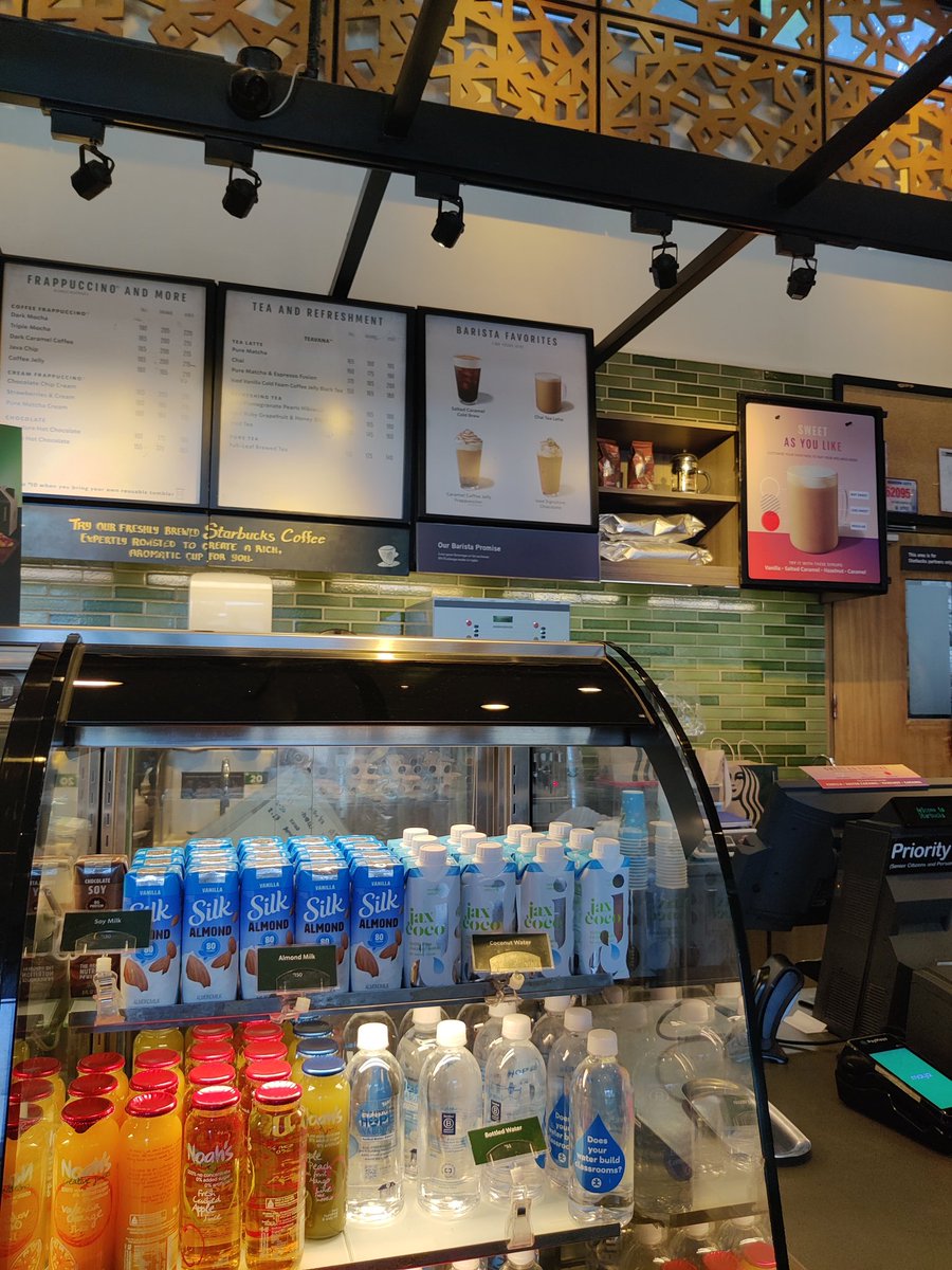 raqueldelmes's tweet image. #Javachip #Starbucks