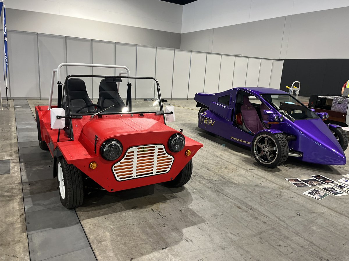 stevefuery's tweet photo. Day 1 of #FullyChargedSydney done! Some amazing #EV and #HomeEnergy tech with the sharpest minds in the industry. Stoked to be awarded the @AEVA_National Glen George Trophy - calculated on battery capacity versus distance travelled. @ZeroMC #DSR https://t.co/NRPMhp87vs