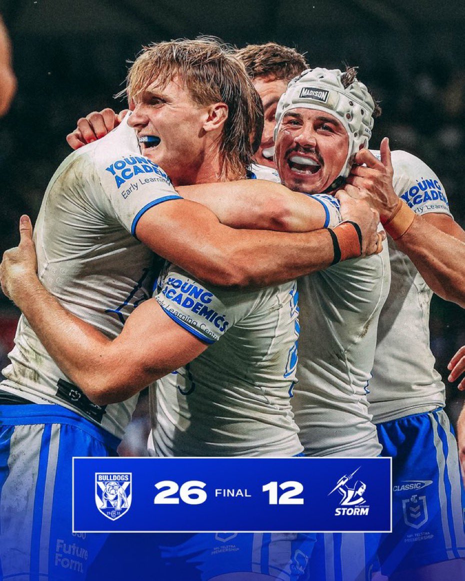 AccorStadium's tweet photo. Interrupting normal Saturday night programming: 👀#nrlstormbulldogs 

Now that is a sign of things to come. See you soon Bulldogs. 💪🙌

#proudtobeabulldog https://t.co/DzHJlxkh2Z