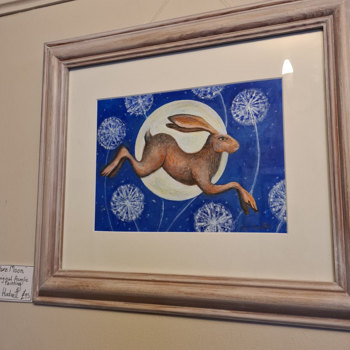 Renowned local artist Lyn Hodnett is currently exhibiting in the Airy Fairy cafe. This is Lyn's 1st time with us, please come have a look, maybe even treat yourself to and original to encourage her back #Sheffieldartist #sheffieldmakers #hares