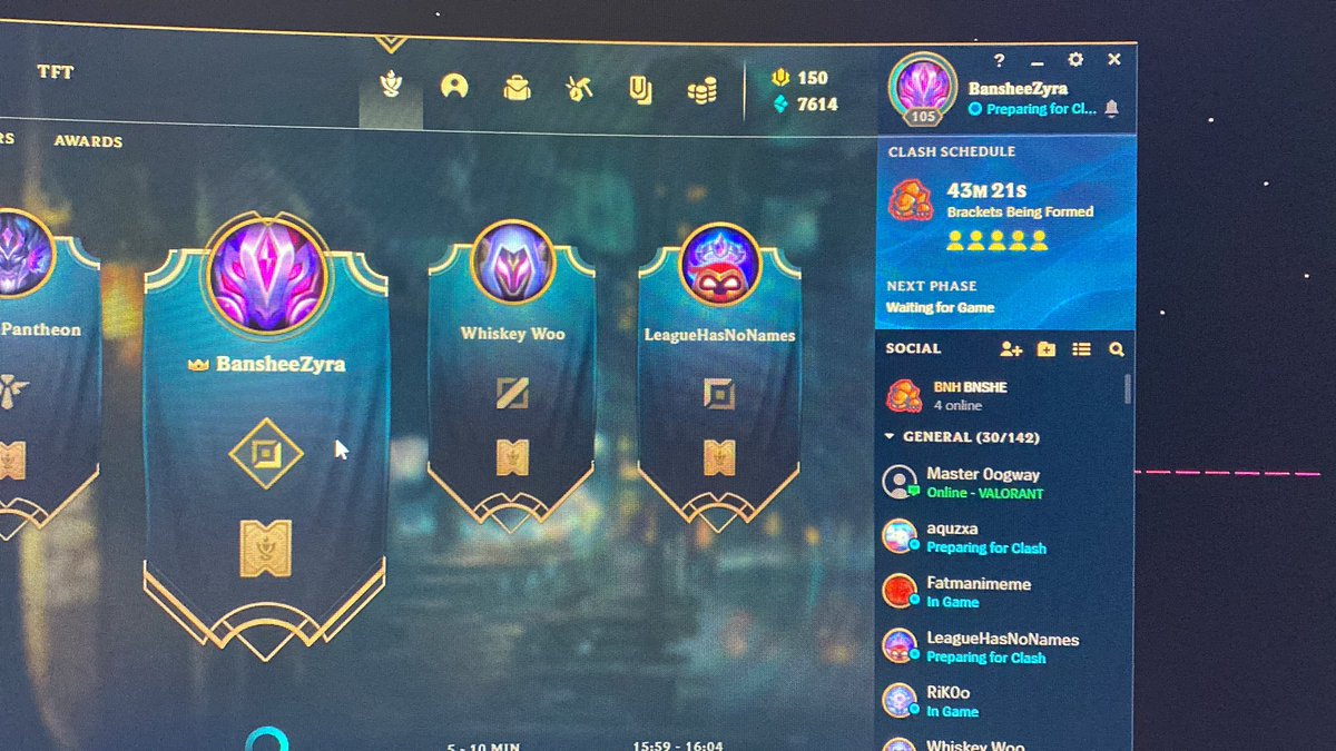BansheeZyra's tweet photo. been in queue for clash for 40 minutes does anyone know why it’s taking so long #LeagueOfLegends #euw #clash https://t.co/owdUzEL1y3