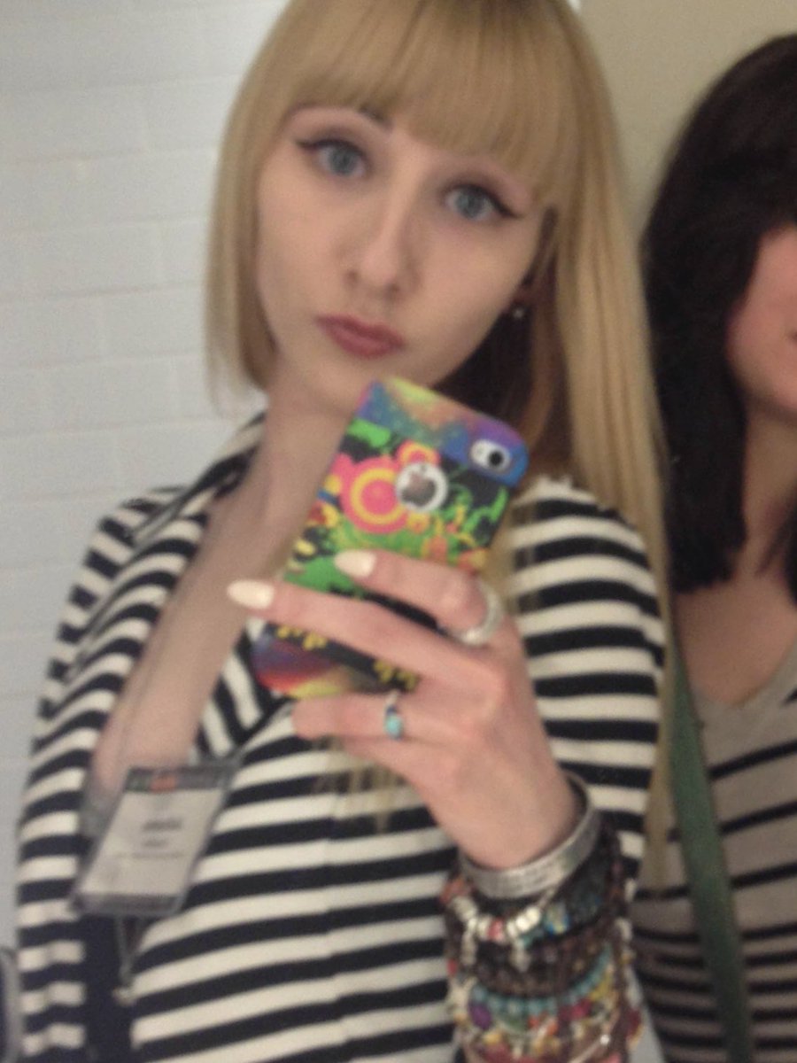 juliannevmosher's tweet photo. 10 years ago, I was a community college kid at #CMANYC23. This year, I was asked to come back and create my very own panel! If you told the girl in the last pic here she’d be talking in front of hundreds of other students a decade later, she’d never believe you. #fullcirclemoment https://t.co/jQvOaZSg6t