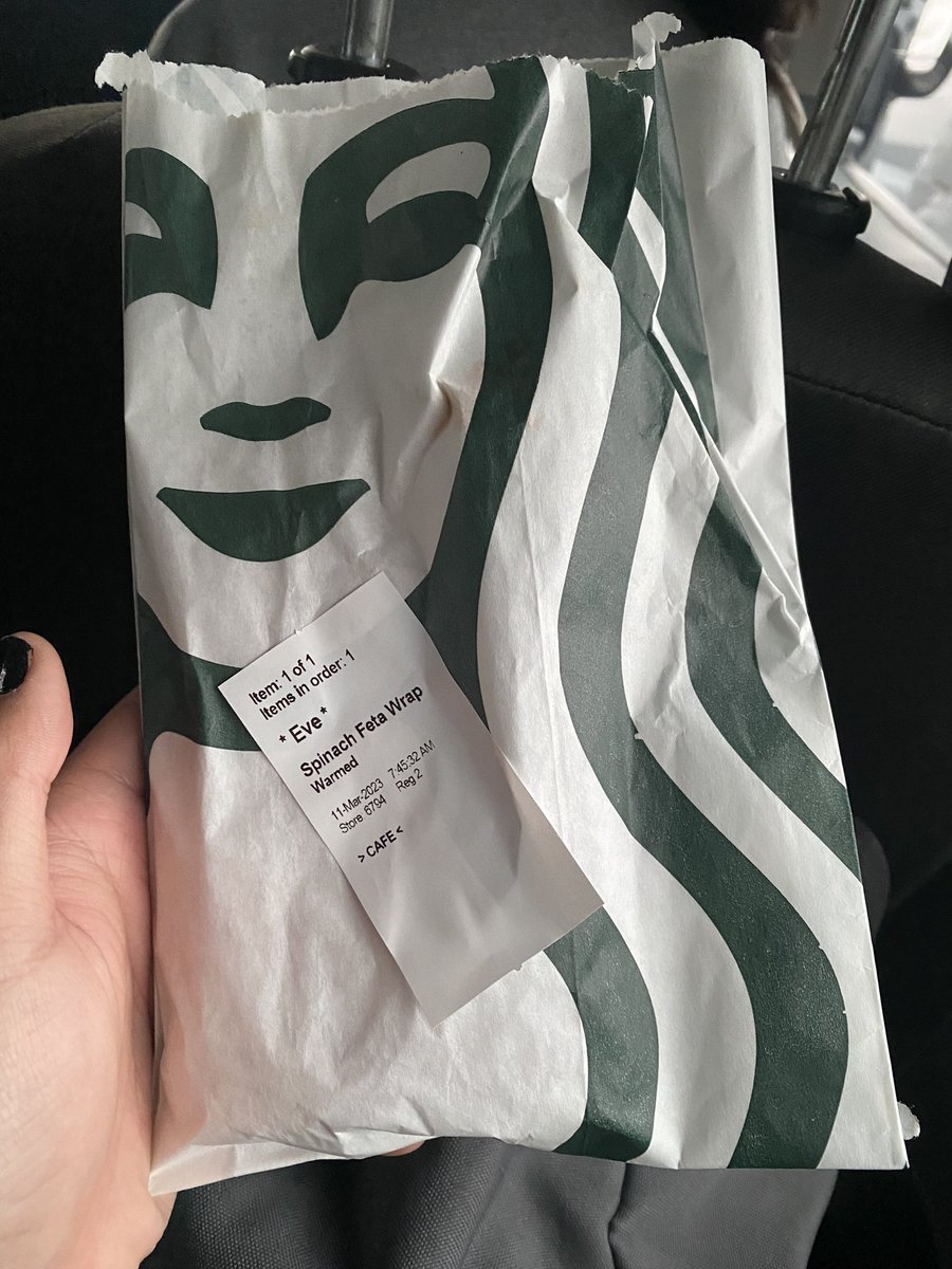 EvergreeenQueen's tweet photo. they gave me a warm paper bag 😭 what do I do with this https://t.co/uzdCA3cdSP