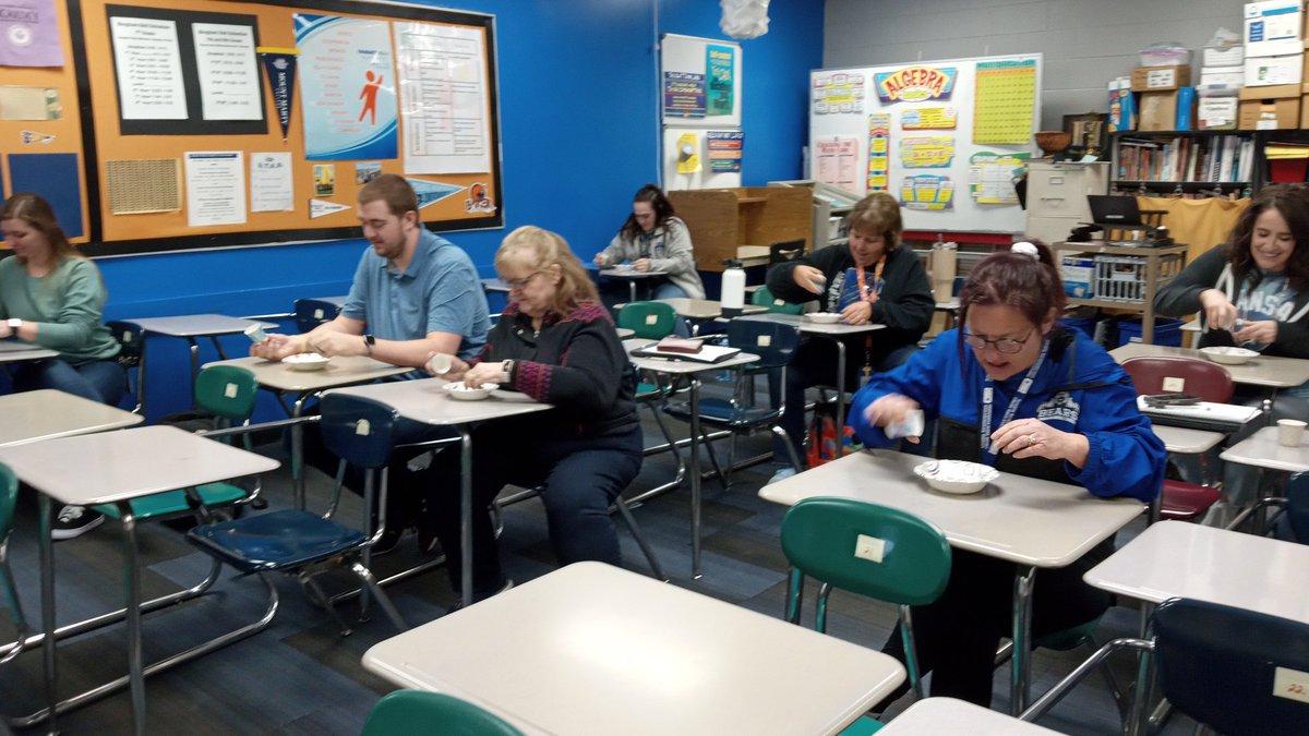 MrsDouglas3isd's tweet photo. PD after conferences &amp; the day before spring break was filled with important learning opportunities for staff AND opportunities for fellowship and team building. @MrsHinckleymath &amp; I taught our session attendees how to play #Tenzi. Winners got prizes! @BinghamBears #BearsRising https://t.co/NxrpFwCZ0b
