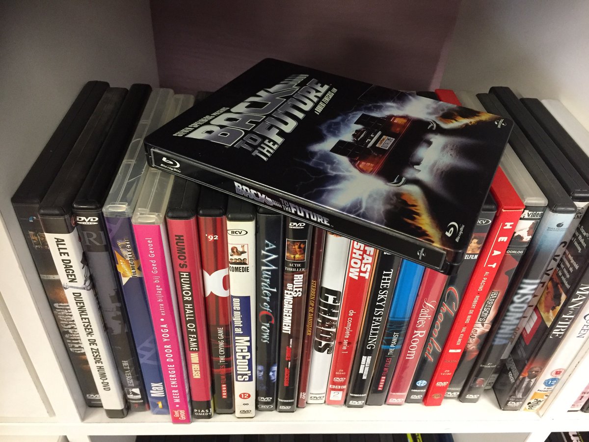 juliandebacker's tweet image. First thrift shop visit of the year. #RecoveringAddict