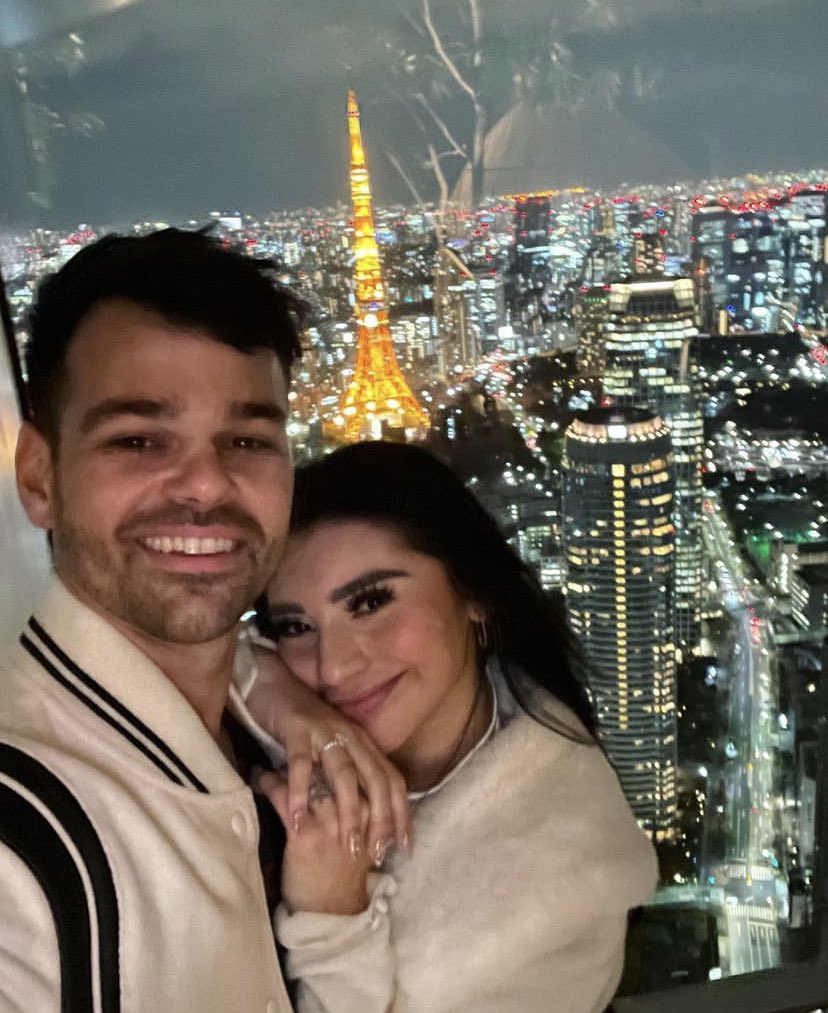 kirstinrocks's tweet photo. THE HAPPINESS, THE LOVE!!!❤️💍😭 || @kirstin @benhausdo https://t.co/gN15jh0jm7