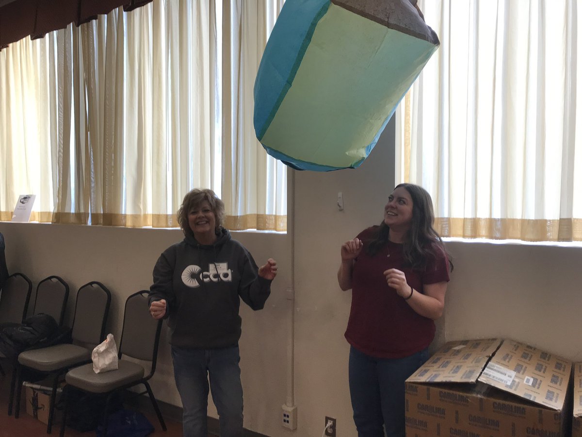 STEMnaut's tweet image. This hot air balloon session was fantastic! Cannot wait to bring to our learners at #TechWorksatCCA Thanks so much @DrYemothy and @DoDstem. #CCA #DocYSTEM #STemEducation
