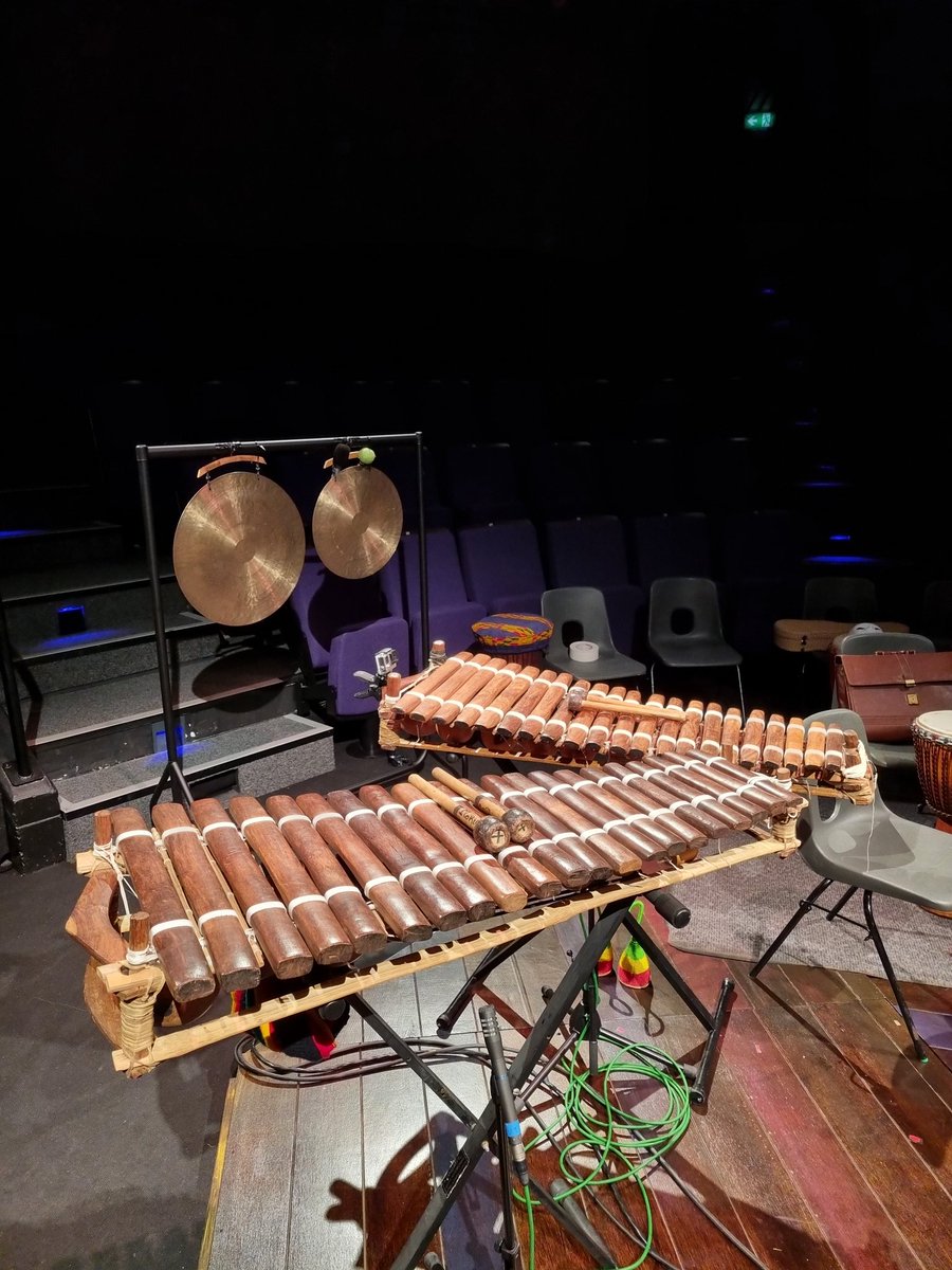 NVBorderlines's tweet photo. What a privilege to be a part of such a spectacular performance! #WellDone #Madula @SusanEMoffat @NewVicTheatre @NewsNBC @SoTCityCouncil @Aida_S_Haughton @BenjoBD https://t.co/nPnfmfmVzU