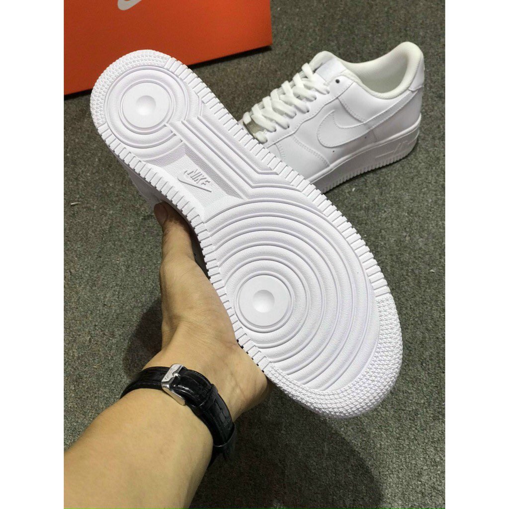 amstore_sd's tweet photo. لايك اذا عجبك المنتج وخلي ال DM فاتح 
Nike Air Force 1 🥶🌊✨
Sizes:45,44,43,42,41 
Price :12,500 SDG only 🔥
توجد خدمة توصيل داخل ولاية الخرطوم 🛍🛵 
الكمية محدوده 🚨
DM or order on WhatsApp ☎️0116000424 https://t.co/F0kB6DAkx8