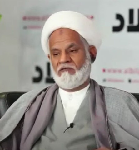 AwabAlsharqi's tweet photo. هذا الإرهابي يدعو في صوتية له بالتعرض لامرأة مسالمة في بيتها وإرهابها، وهناك أشباه رجال يساندونه أو يرتضون كلامه ويبررونه، ثم لا نسمع إلا قلة من أحرار يستنكرون زعيق دعواته
المجتمع الذي يسكت عن إرهاب أمرأة لا خير فيه أما الدولة فمسؤوليتها الحزم تجاه مثل هذا الجبان
#جمعية_التجديد https://t.co/70i5siJPJv