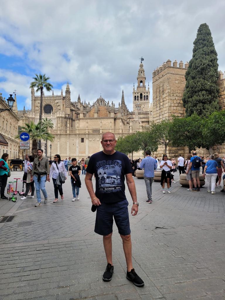 Ken Hart tweet media