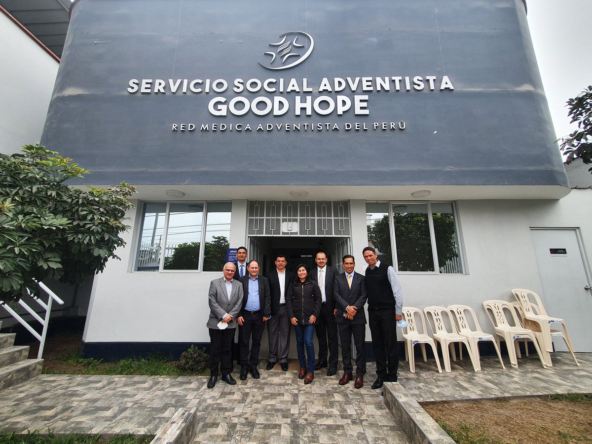 DaviReisLopes's tweet photo. Iniciamos las conmemoraciones 76 aniversario @ClinicaGoodHope  y 2 aniversario del Servicio Social Adventista Good Hope. En el año 2022 fueron 17 mil atenciones gratuitas a los más necesitados, 8.650 niños vulnerables empadronadros - proyecto social🙏🙏🙏 Servir Sanar Salvar https://t.co/Vx5RnjfLl9