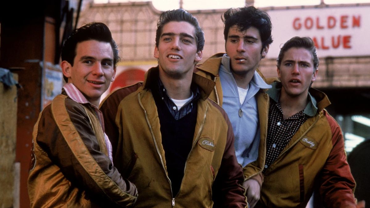 Masquerade2376's tweet photo. The Wanderers 1979. Loved Ken Wahl as Richie. https://t.co/r0LJvKqicU
