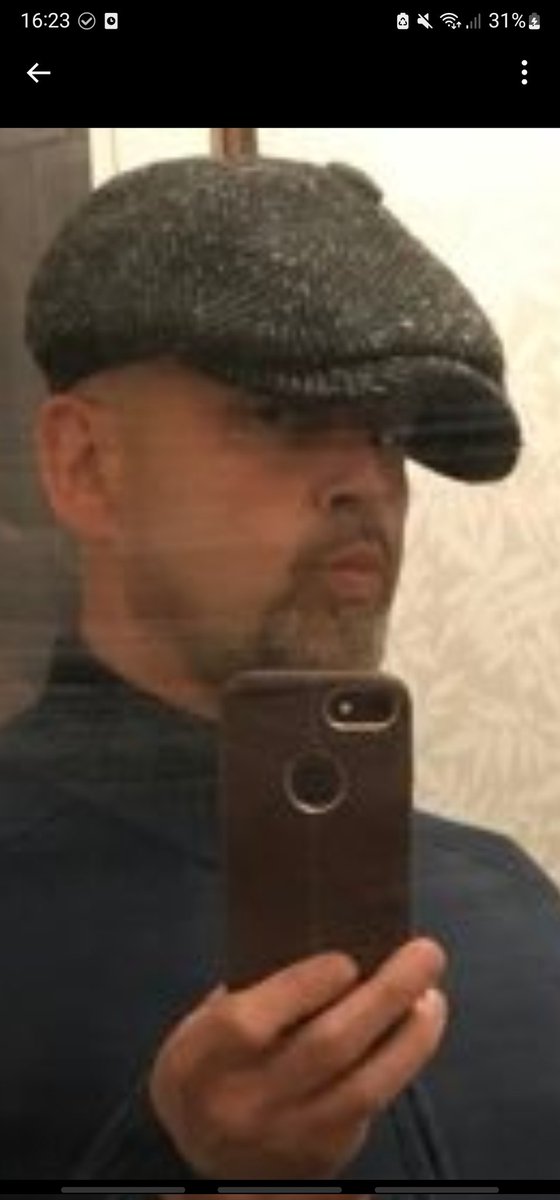 sickguy00995669's tweet photo. @Mottersm @Duchess314 LMAO I'M DEAD https://t.co/EK48jhCSw0