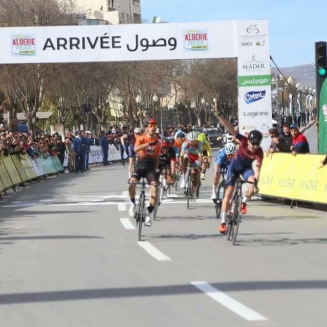 Universe Cycling Team tweet media