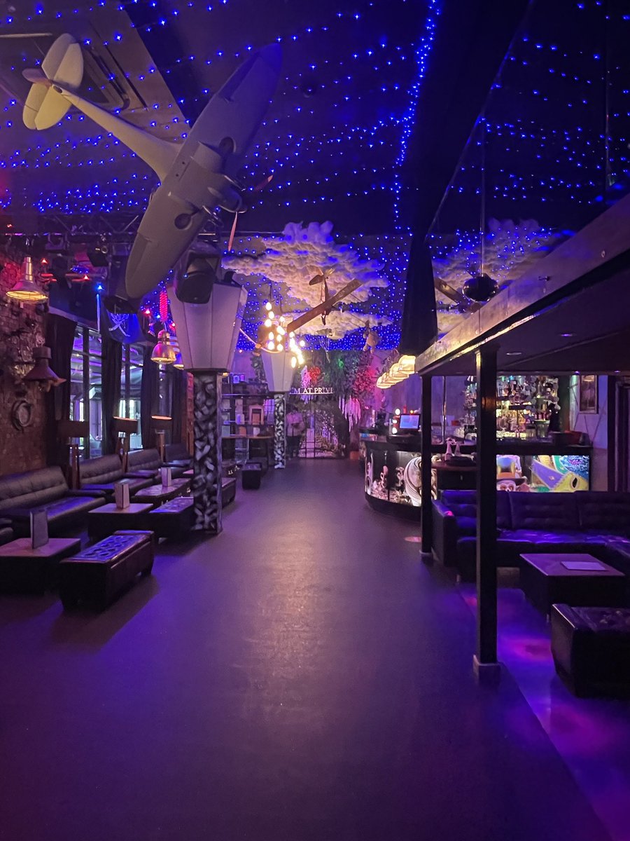 MarcZayat's tweet photo. *AFFORDABLE REHEARSAL SPACE* 

Hey Theatre Twitter please retweet to get the word out. 

£8 per hour and bundle deals on weekly bookings!

opposite Bromley South station: St Mark's Square, Bromley BR1 1DS

huge space with multi level meeting and rehearsal spaces.

DM for bookings https://t.co/DPFvn5N2dP