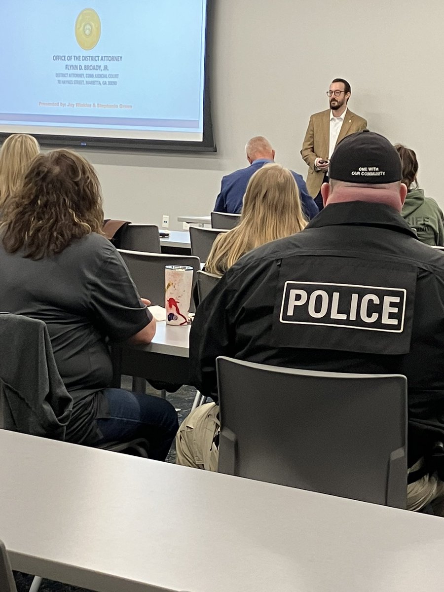 CobbCountyDA's tweet photo. Yesterday, prosecutors with our office taught at a training for crime scene technicians. Crime scene techs from all over the Metro Atlanta area attended the training to learn more about testimony and preparing for trial. #cobbcountyda https://t.co/WdXLGcEXnd