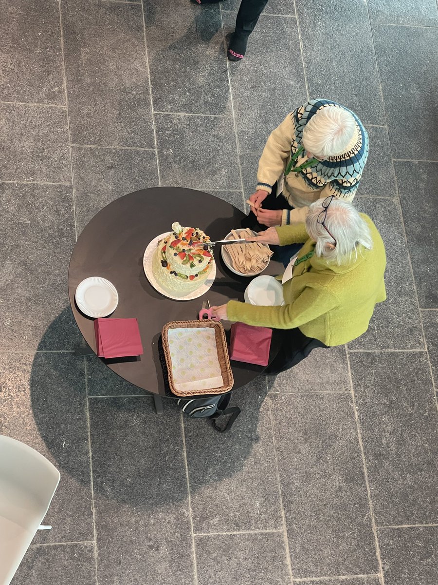 pamelaaobrien's tweet image. When it’s your birthday there must be cake … #CESICon #cesi50