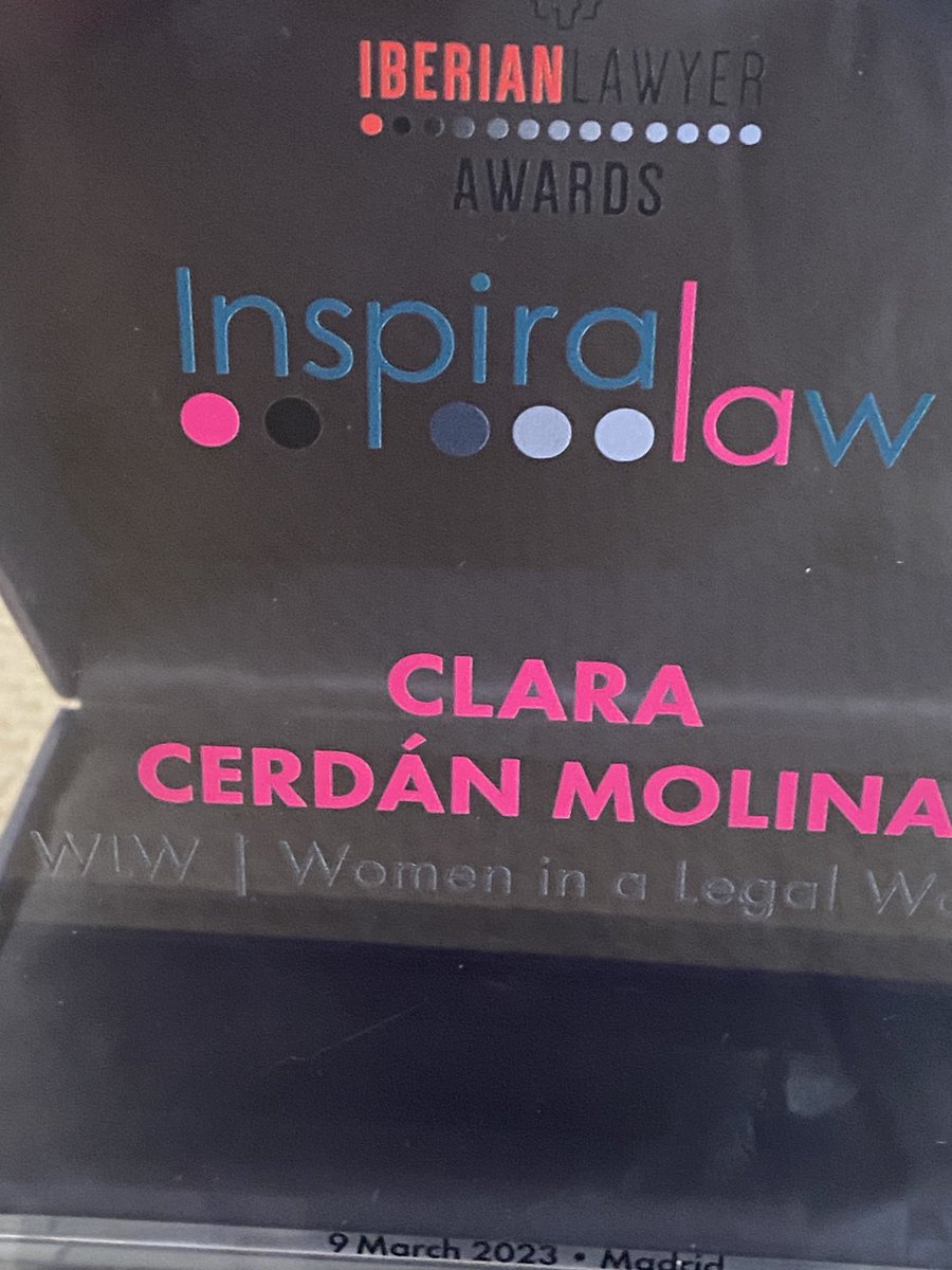 ClaraCerdn2's tweet photo. Después de siete años consecutivos recibiendo el reconocimiento de abogada top 50 Inspiralaw Iberianlawyer, la ilusión no sólo no se pierde sino que se retroalimenta. 
Muchas gracias a Iberianlawyer y a todos los que sois fuente de inspiración para seguir creciendo. https://t.co/eu0PmgdpgP
