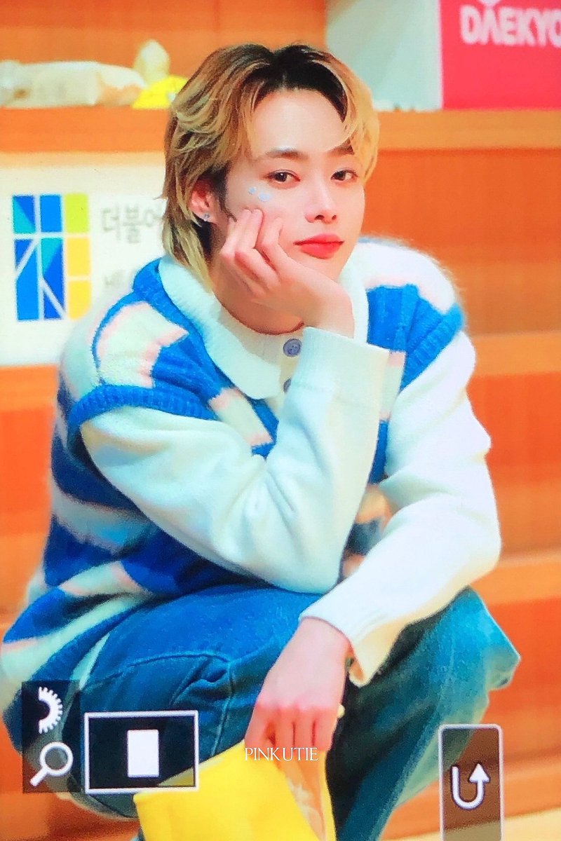 PINK980119's tweet photo. 230311 짱천재😻 #마이빈크💘

#한빈 #템페스트 #HANBIN #TEMPEST https://t.co/mWOKIeEzbk