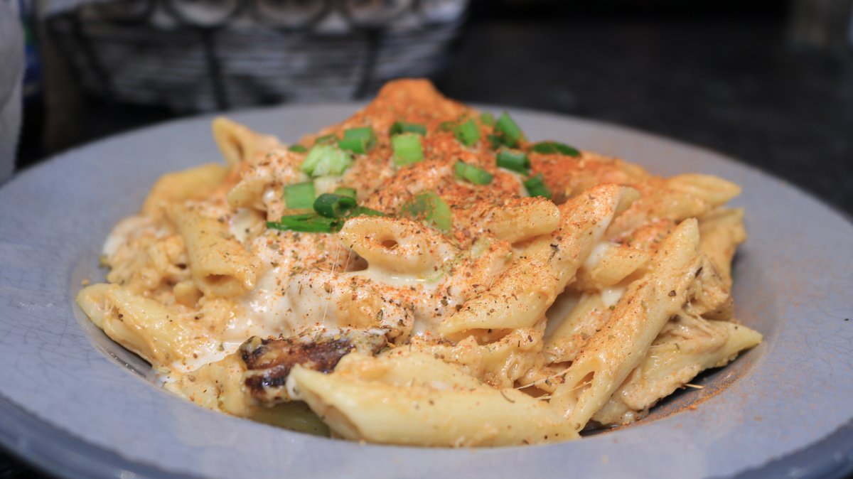 BecksCajunCafe's tweet photo. Dig in on National #EatYourNoodlesDay at Beck’s! Grab a forkful of our Blackened Chicken Alfredo, prepared with a creole twist for extra love! 
#visitphilly #ediblephilly #noods #instaphilly https://t.co/fN20TYBI6P