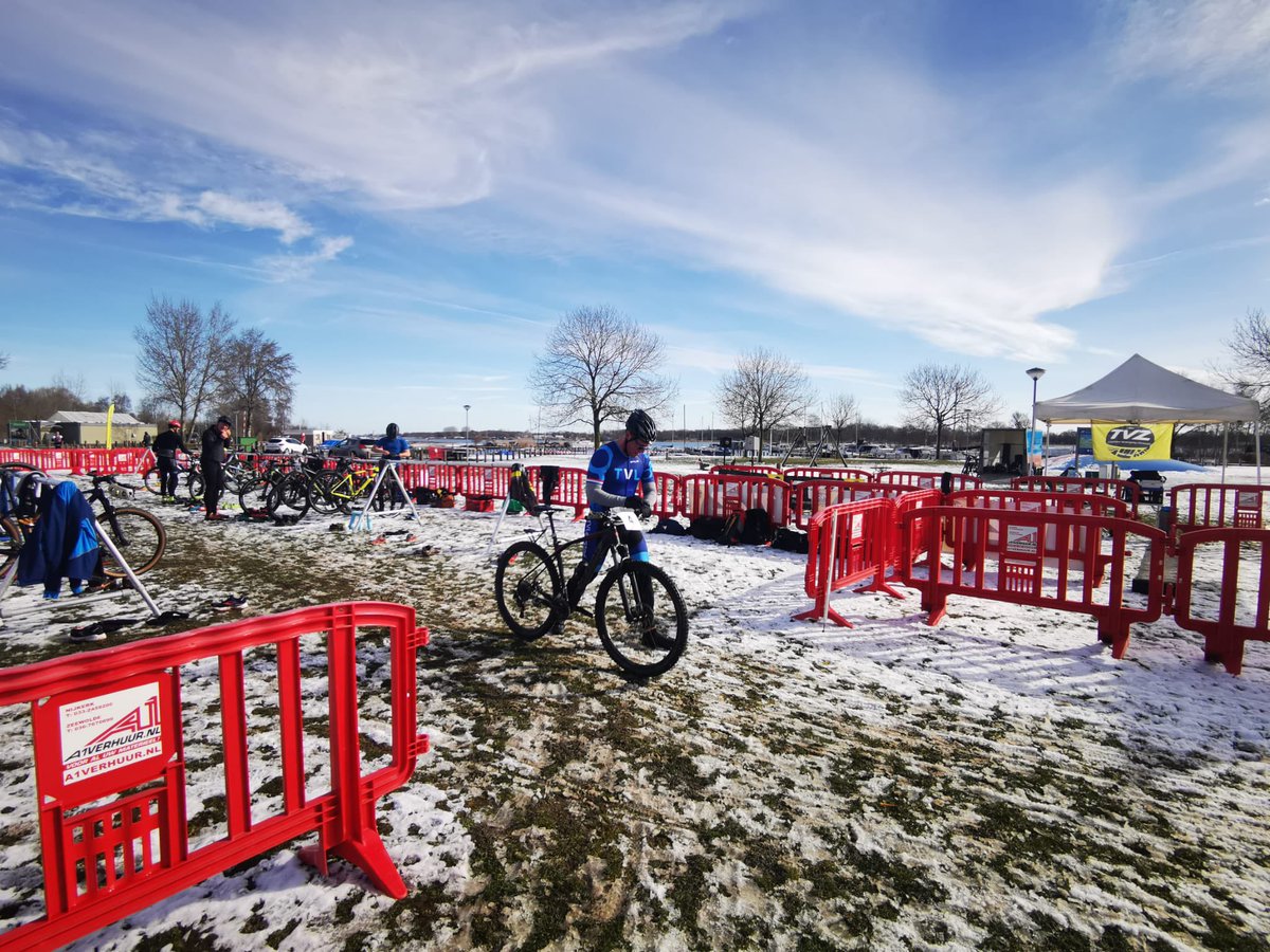 westhoffbert's tweet image. Heerlijke omstandigheden voor de Cross #Duathlon #RBR #RunBikeRun @TVZ_Zeewolde