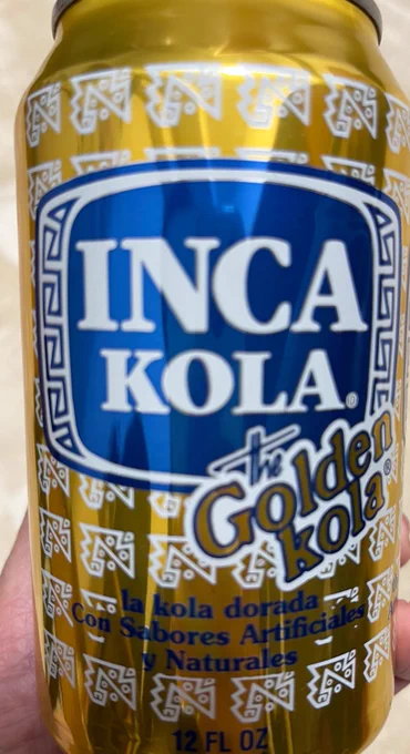孤独のグルメ読んでからずっと飲んでみたかったインカコーラ、前々からKALDIとかでは見かけてたんだけどついに手に取りました!
そのお味やいかに 