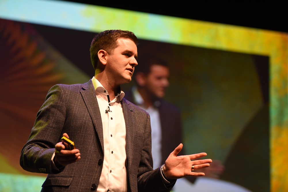 Martin Tierney on #EmpoweringLeadership:  inspire your team in a compelling purpose, the 'how' is not your job, find a 'who' you can  trust to deliver

#ASCL2023