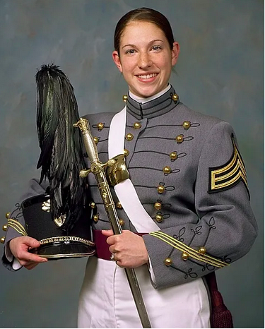 valorrun's tweet photo. Today we remember Capt Sara Cullen, USA, 27, who made the #ultimatesacrifice on 11 Mar 13. #sheserved #honorthefallen #usa #neverforget https://t.co/BIyC2SBYYx