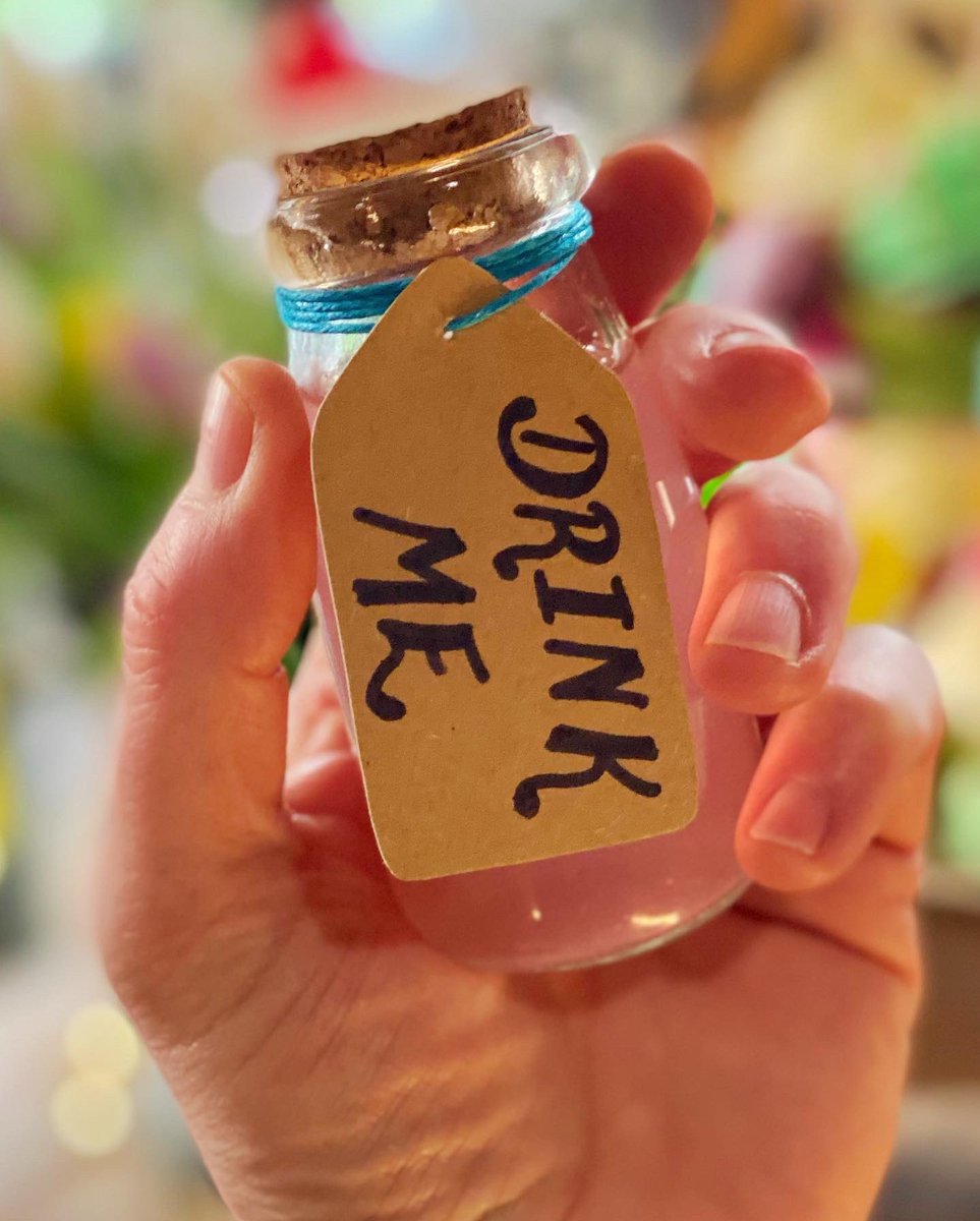 TVsAndyClarke's tweet photo. Up for some madness? Join me, AKA The March Hare as I host an Alice in Wonderland themed tea party this Sunday at my Best of British bar on @TitchmarshShow! 🐇🍰🎩 Spring delights await Alan, otherwise known as The Mad Hatter, Bonnie Langford &amp; Duncan Preston on @itv. #cocktails https://t.co/rp2NIOpFtL
