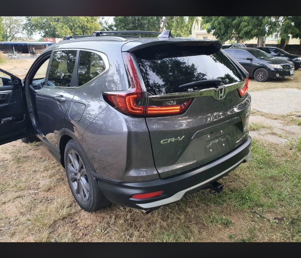 FOR SALE!!! HOT DEAL! !  NEW HONDA CR-V FOREIGN YEAR: 2021
PRICE: N27M
ORIGINAL CUSTOM DUTY
NATIONWIDE DELIVERY 
LOCATION: Abuja
WHATSAPP- 09068407967
🤝🏽💰