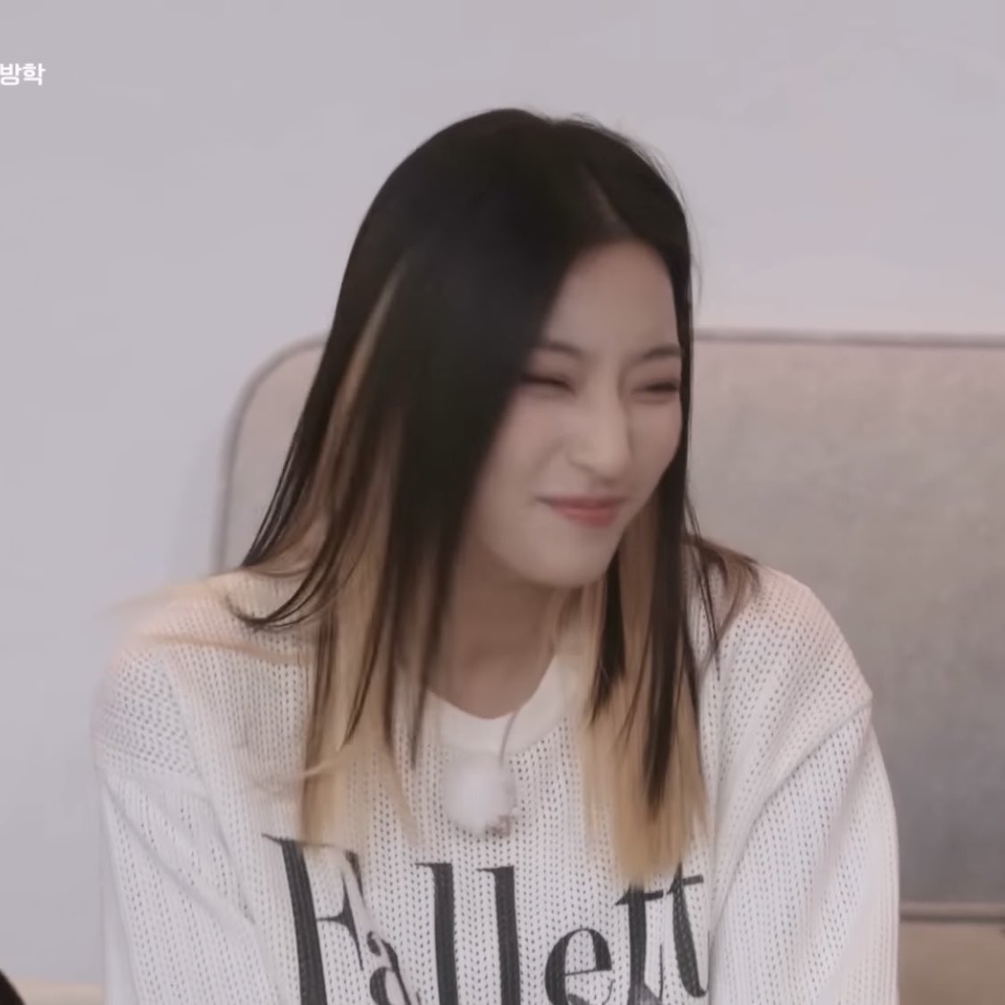 low quality saerom tweet media